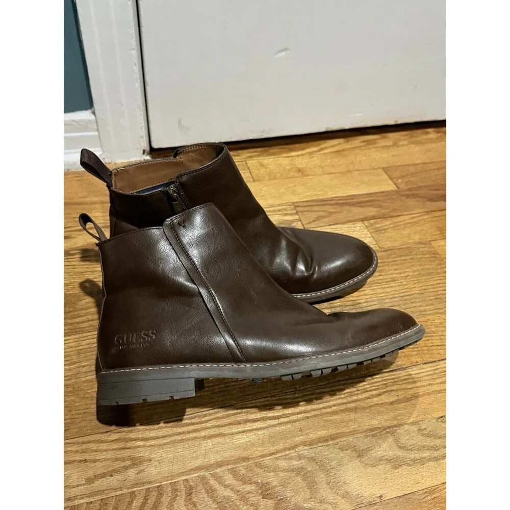 Guess men brown